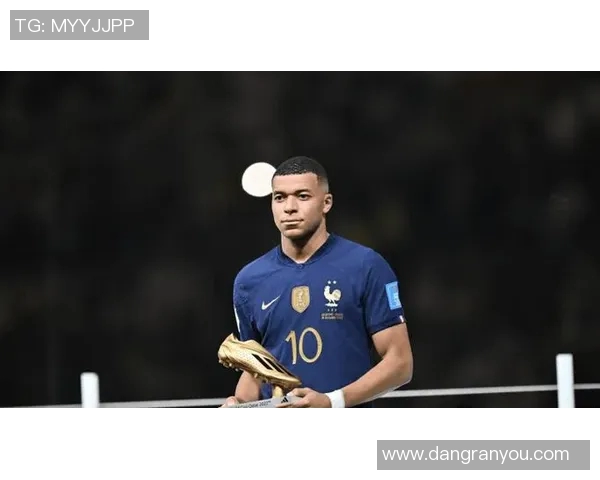 姆巴佩荣获月度最佳球员，实至名归