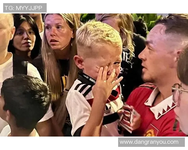 球员进球后当场落泪，幕后故事令人动容